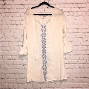 🎓 Diya Cream & Blue Embroidered Mini Dress